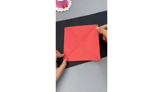 कागज शिल्प - चरण 1